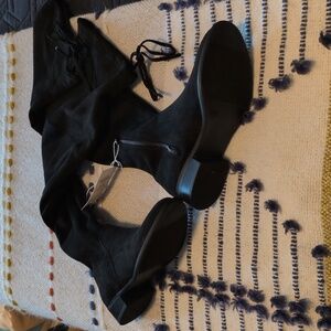 A new day over the knee black boot size 6